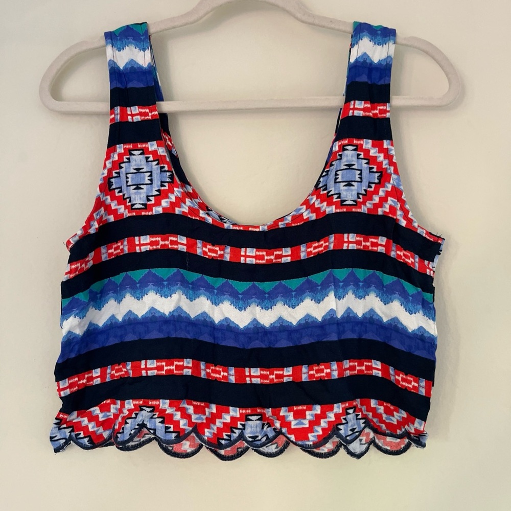 Printed Scallop Hem Crop Top